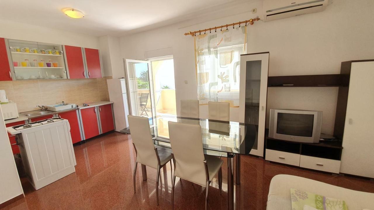 Apartments Mislav نوفاليا المظهر الخارجي الصورة