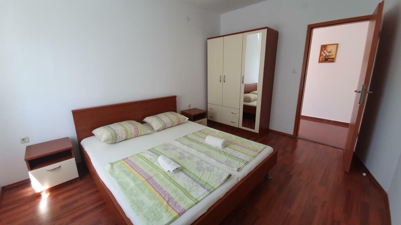 Apartments Mislav نوفاليا المظهر الخارجي الصورة